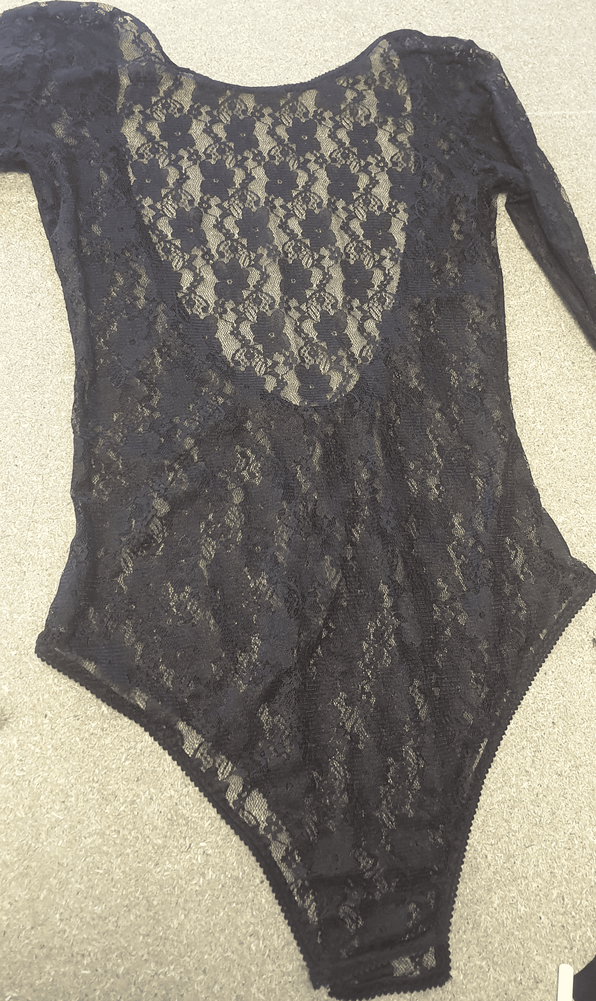 Photo d'un body en dentelle noire