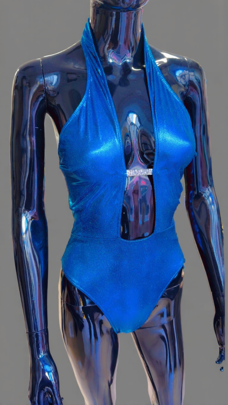 Photo de confection de maillot de bain pendant l'assemblage